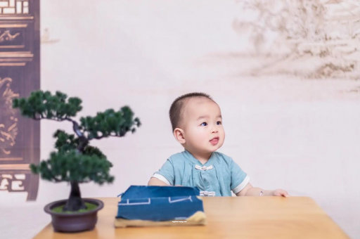 红河怀孕为啥肚子会长毛 红河怀孕为啥肚子会长毛